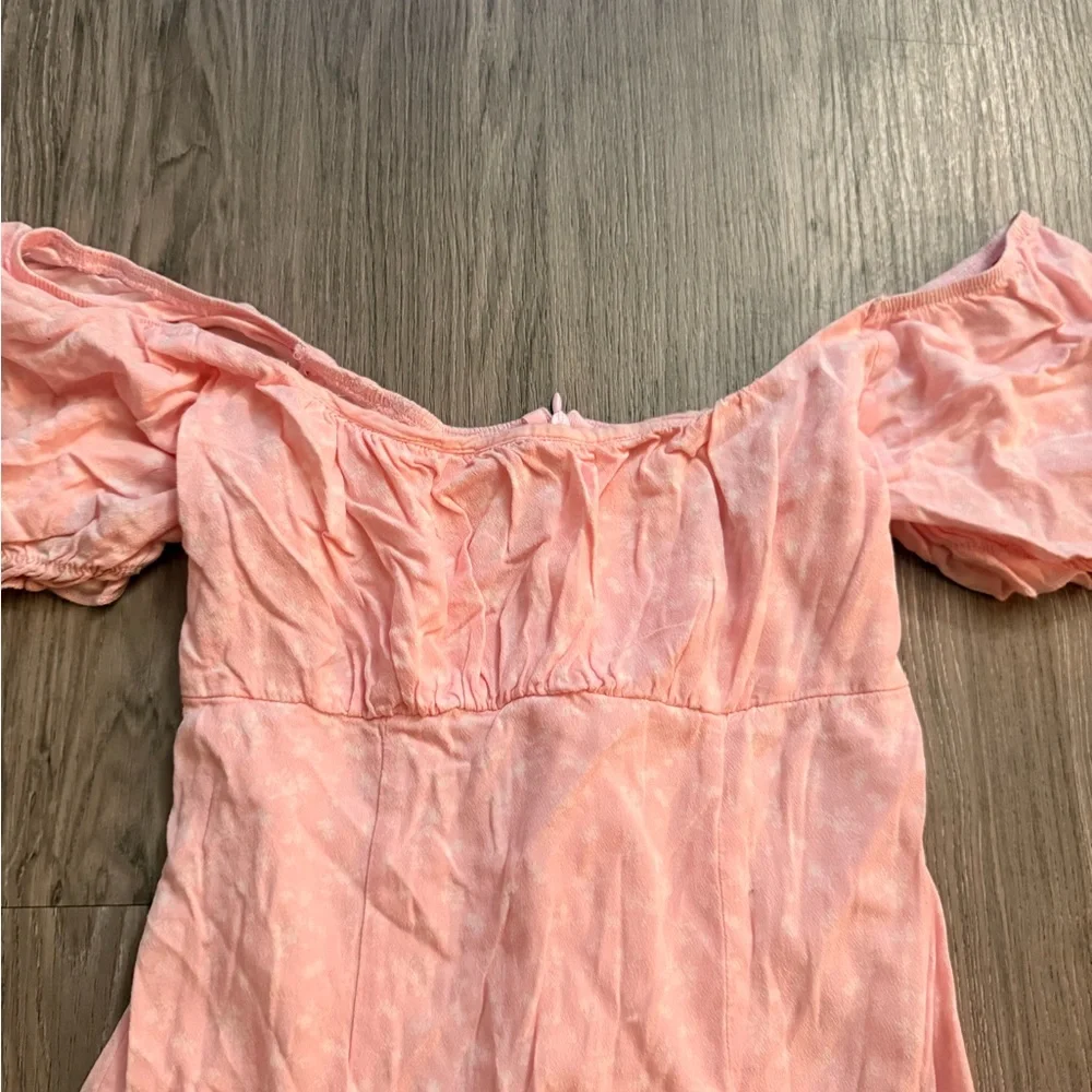 Pink Off-Shoulder Puff Sleeve Dress - Picture 2 of 3